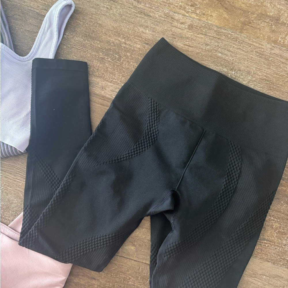 Fabletics Xs Assorted Bundle - image 5